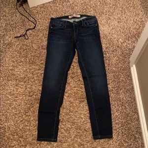 Guess skinny jeans. Size 26, low rise. Dark wash.